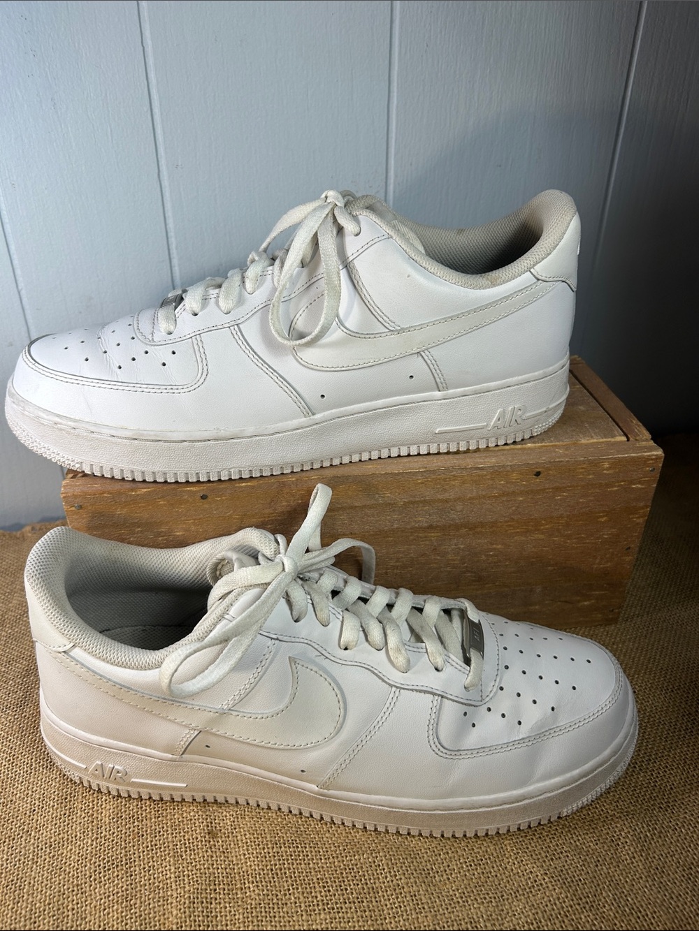 Nike Air Force 1 Low-Top Sneakers